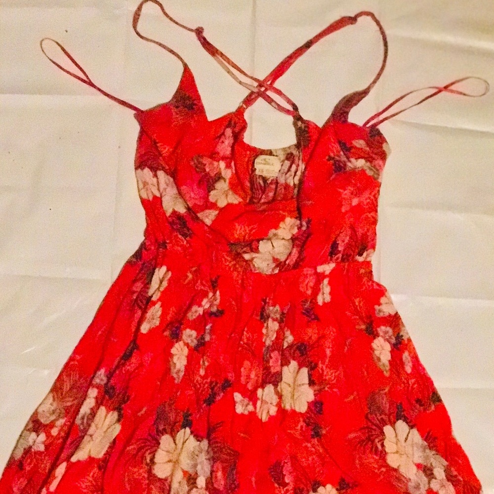ONIELL DRESS XS SIZE RED FLOWER PRINT